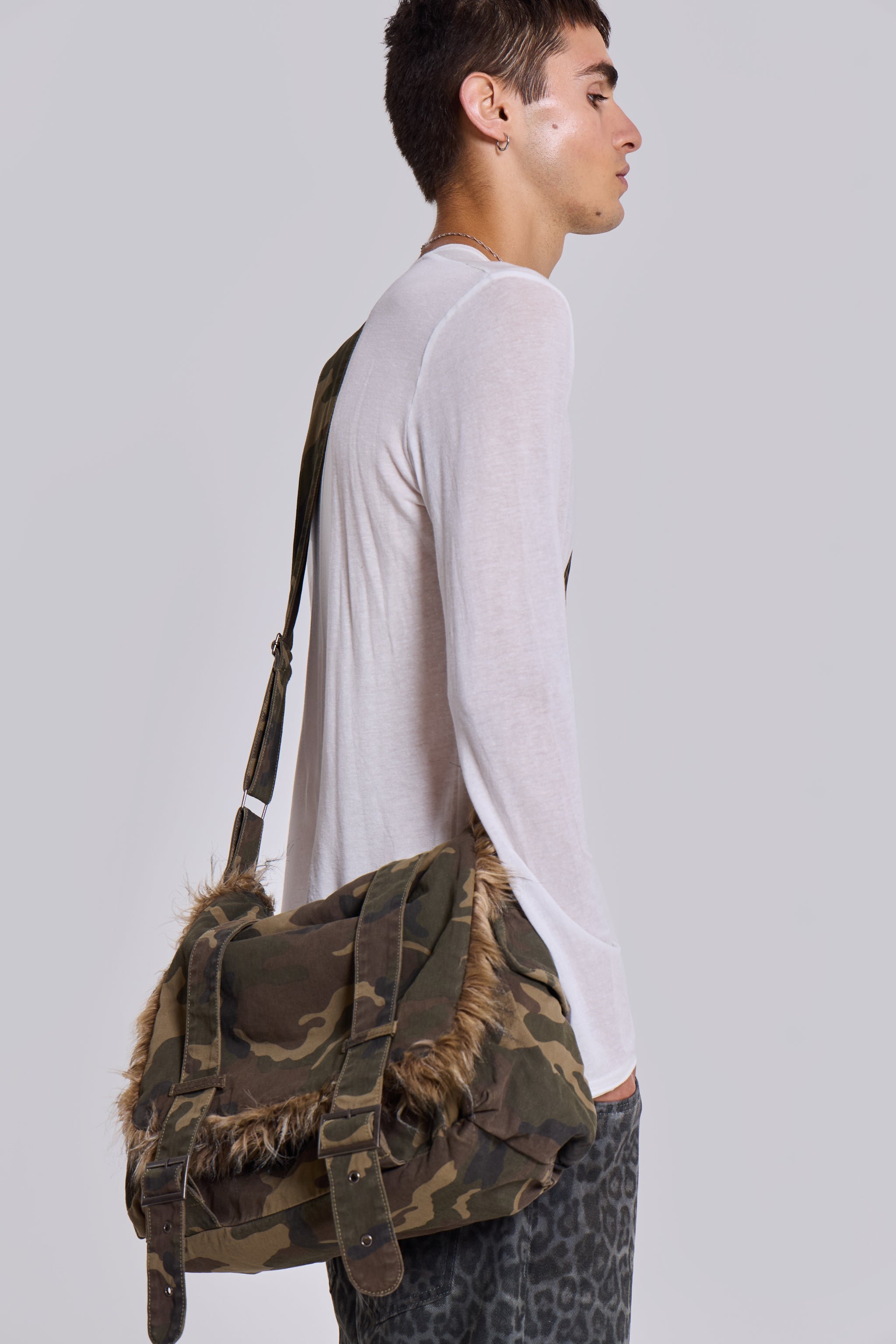 WASHED CAMO FAUX FUR MESSENGER BAG